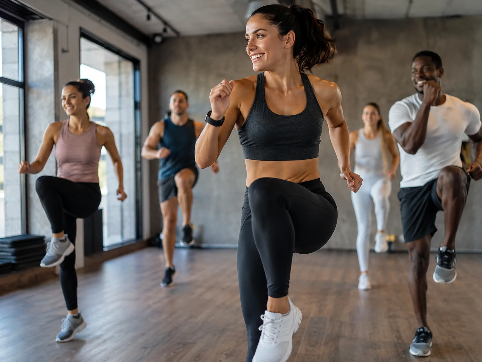 Pratique de fitness en cours collectif